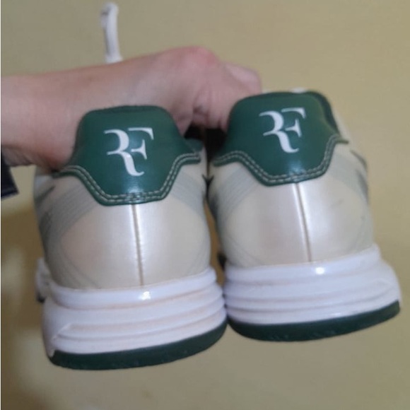 roger federer nike tennis shoes